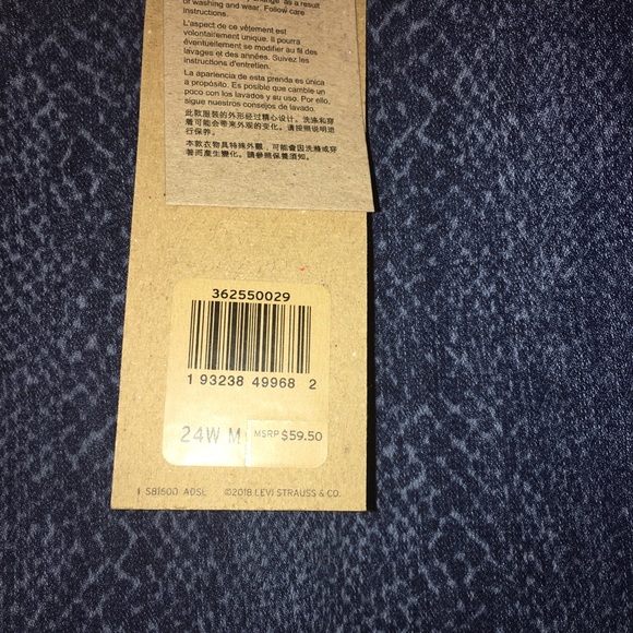 NWT Levi’s Skinny Jeans - Picture 3 of 4